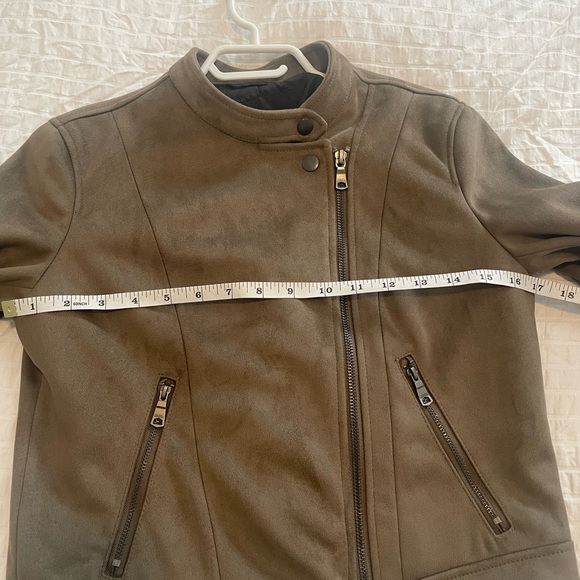 Banana Republic banded collar vegan suede moto jacket - Picture 5 of 10